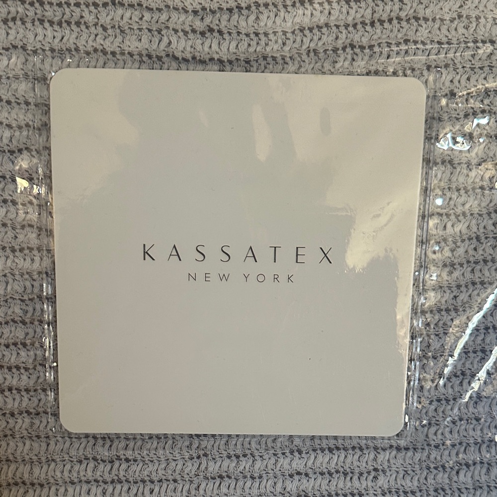 Kassatex Gray and White Knit Throw